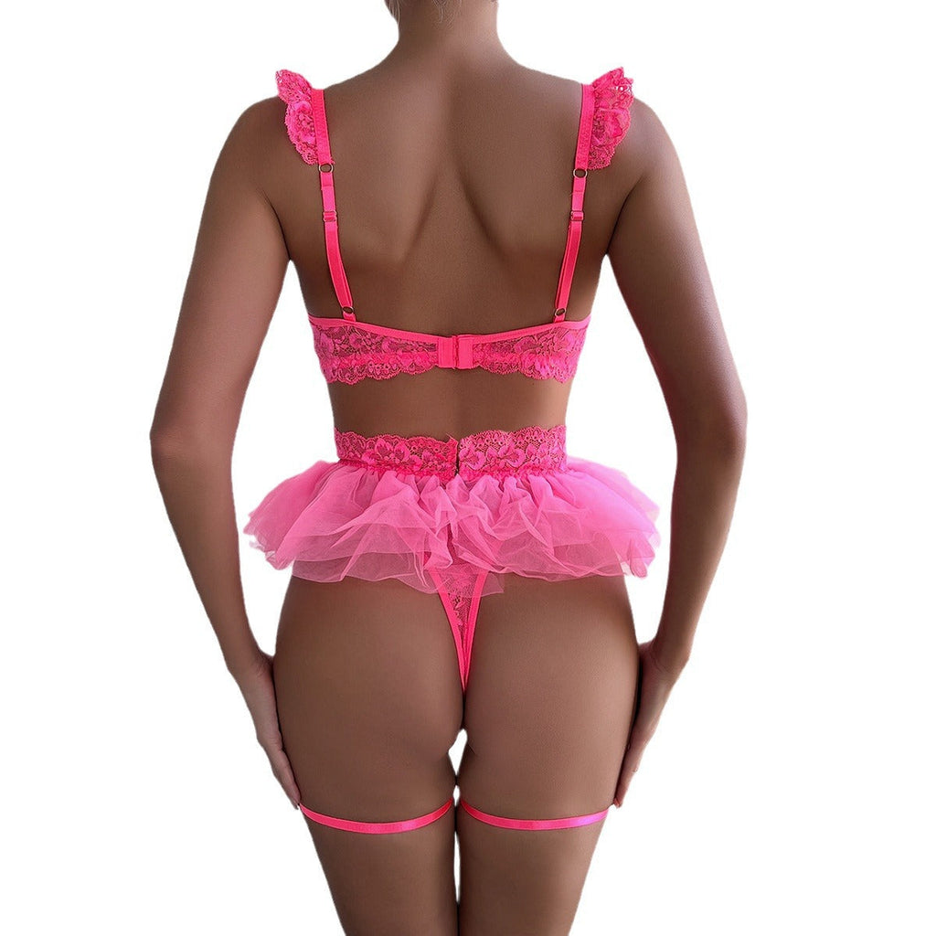 Conjunto de encaje sexy con hilo dorado, falda esponjosa de tres capas.