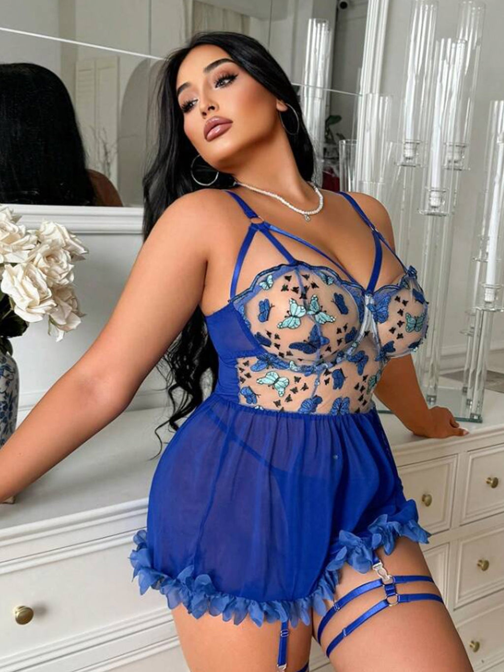 Vestido Transparente de Talla Grande con Encaje Bordado de Mariposas