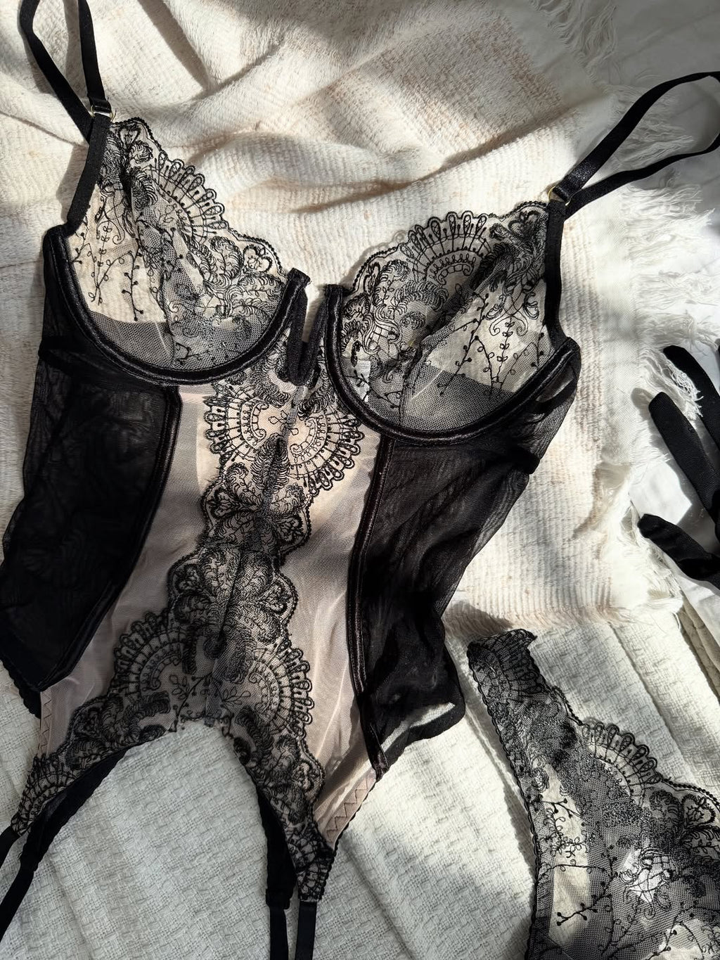 Valentina Lace Lingerie Set