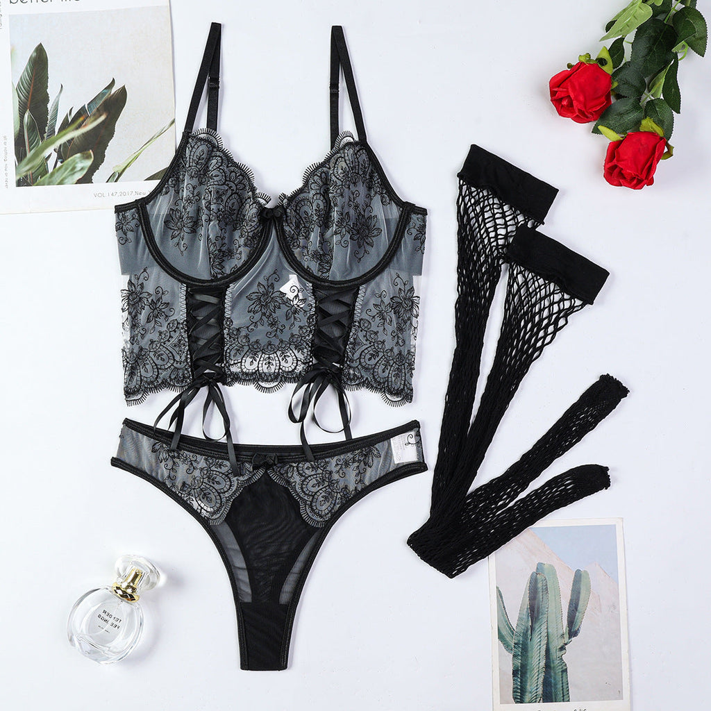 Conjunto de tres piezas de bordado tridimensional, bordado sexy con cruces y cordones
