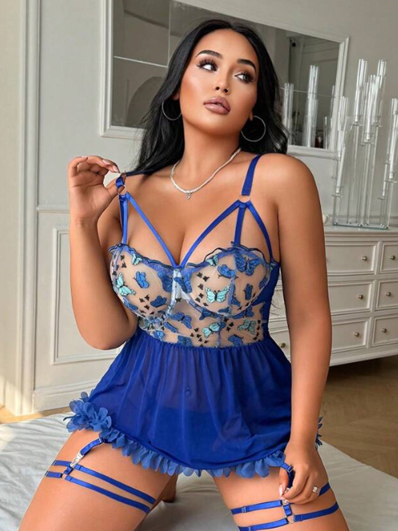 Vestido Transparente de Talla Grande con Encaje Bordado de Mariposas