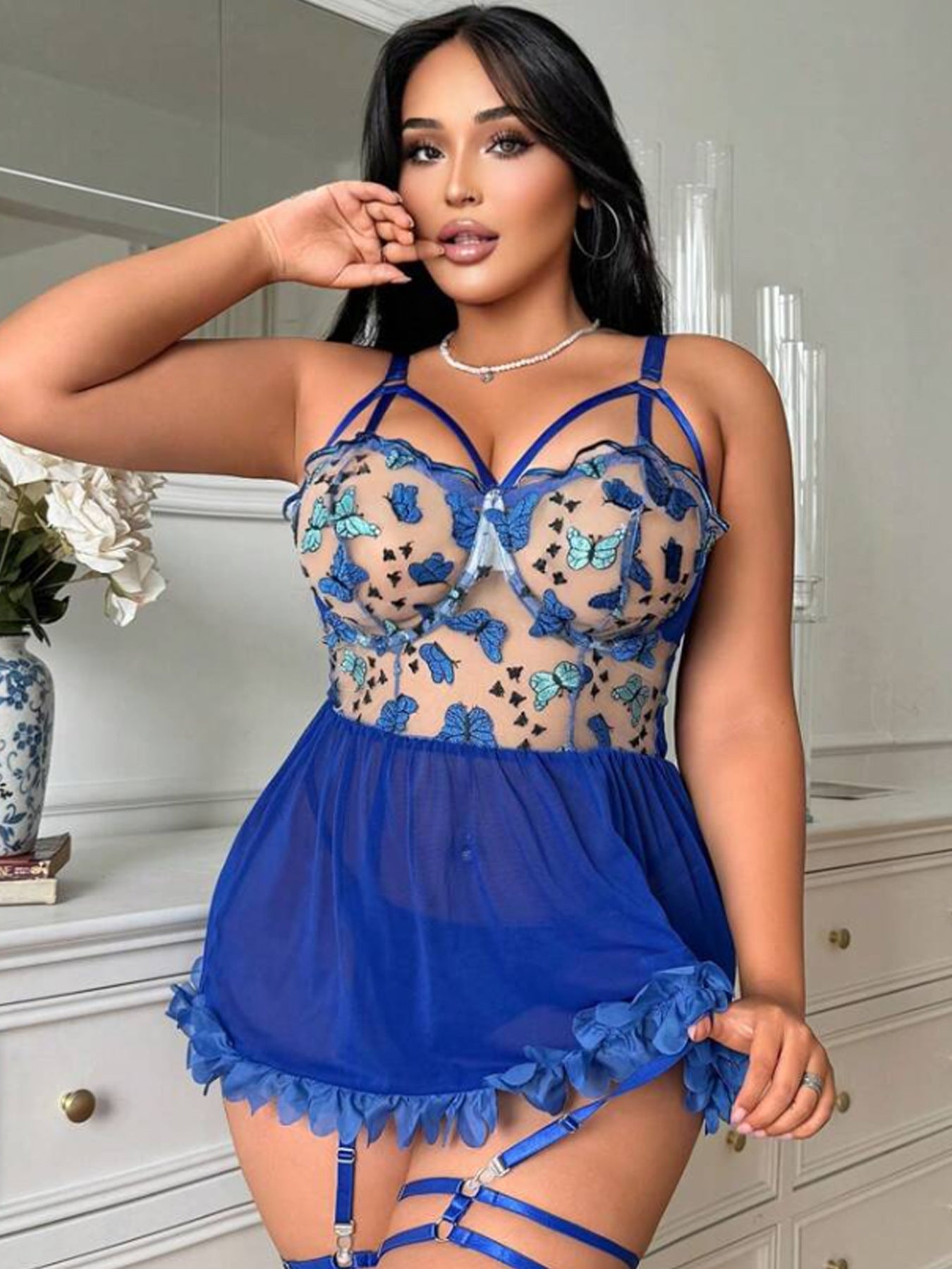 Vestido Transparente de Talla Grande con Encaje Bordado de Mariposas