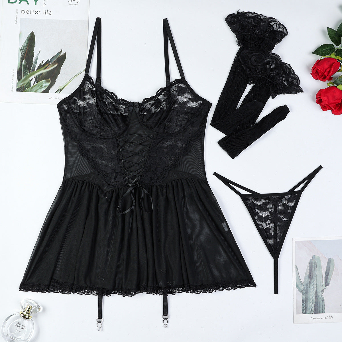 Traje de vestido transparente de malla con tirantes cruzados sexys de encaje