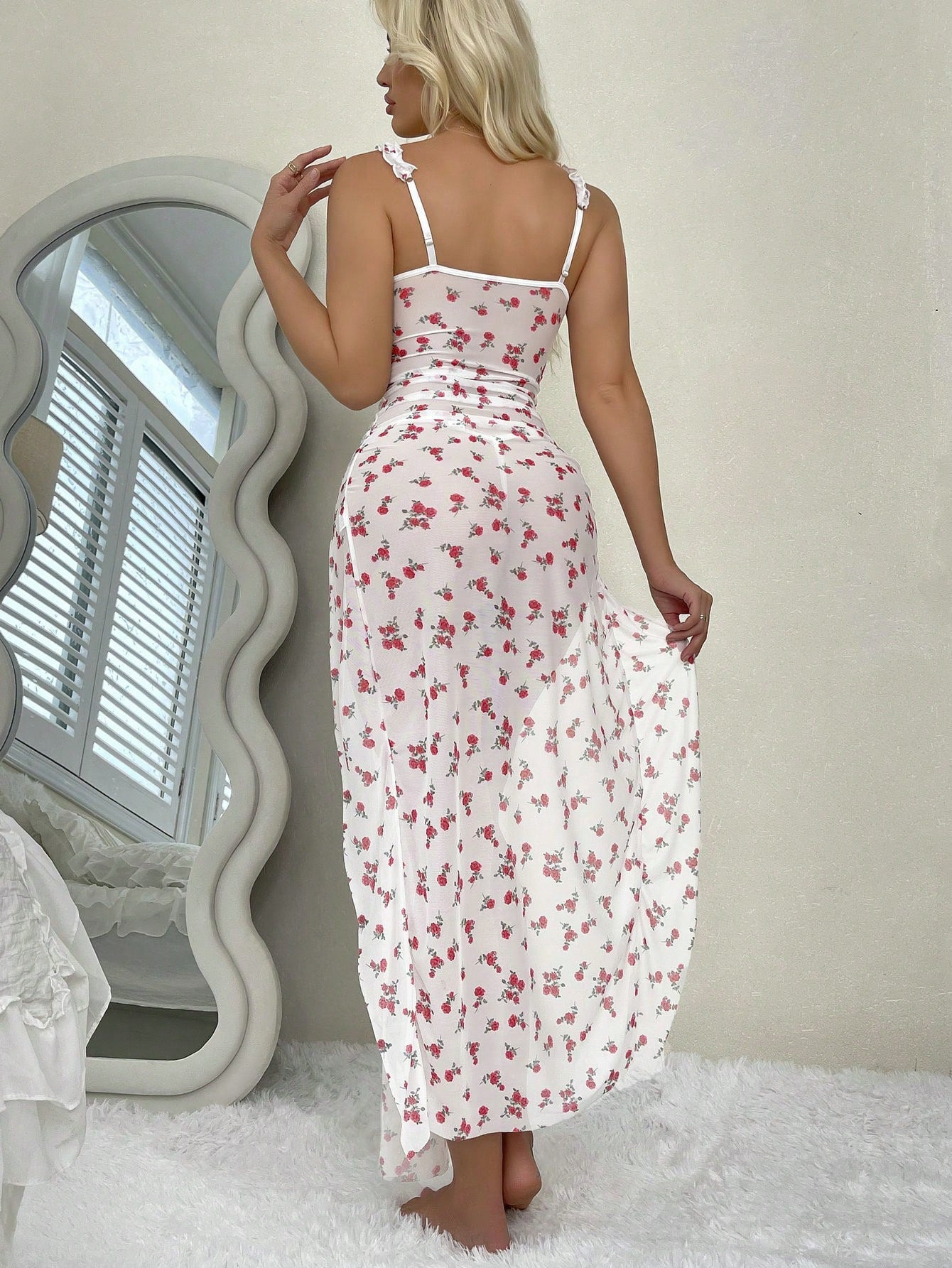 Camisón sexy halter de malla transparente con estampado floral