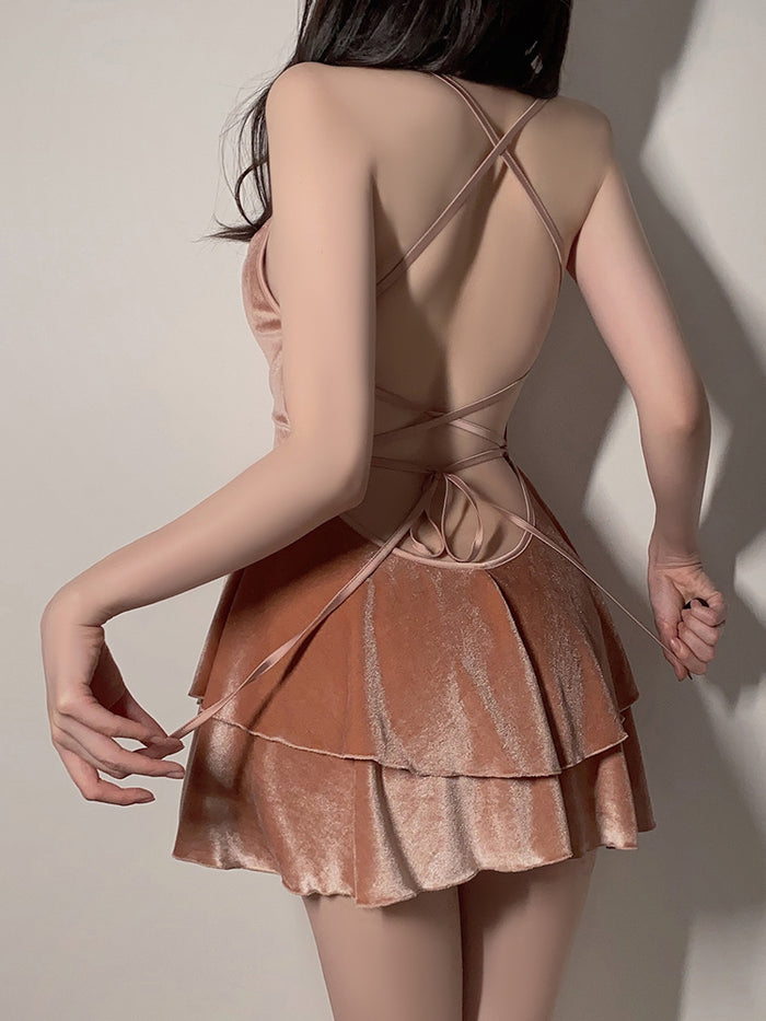 Camisón sexy de terciopelo con tirantes en capas